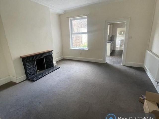 4 bedroom terraced house to rent