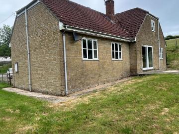 4 bedroom terraced house to rent