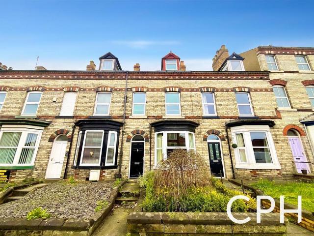 4 bedroom terraced house to rent
