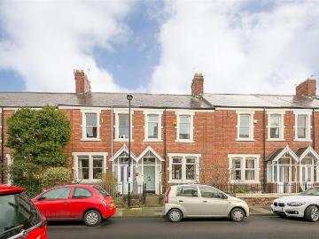 4 bedroom terraced house to rent