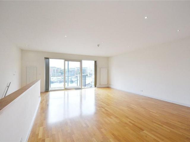 4 bedroom terraced house to rent