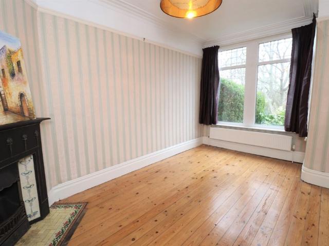 4 bedroom terraced house to rent