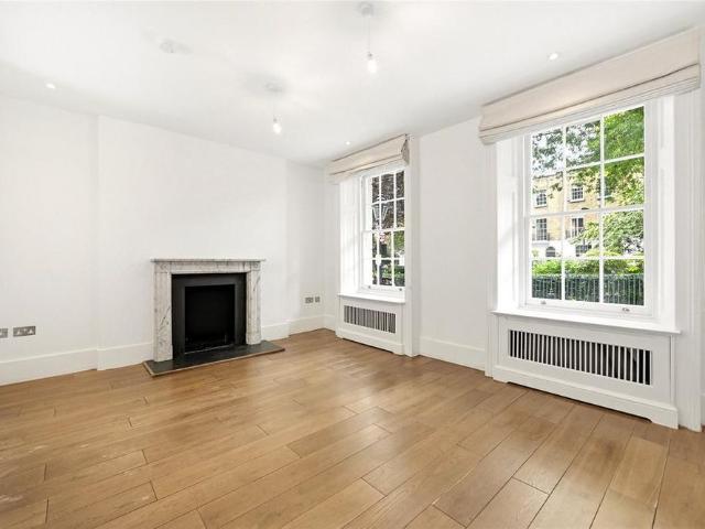 4 bedroom terraced house to rent