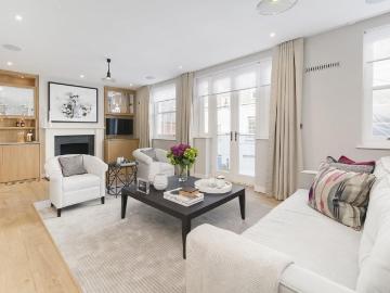 4 bedroom terraced house to rent