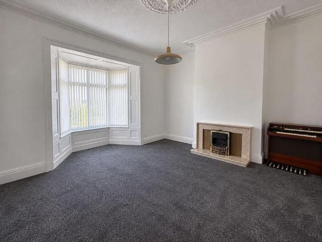 4 bedroom terraced house to rent