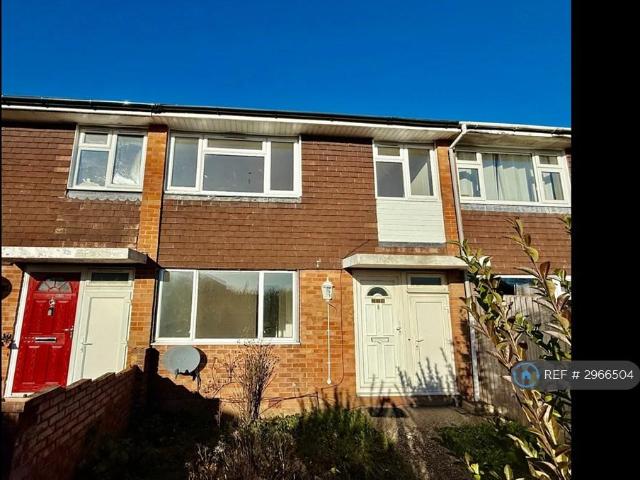 4 bedroom terraced house to rent