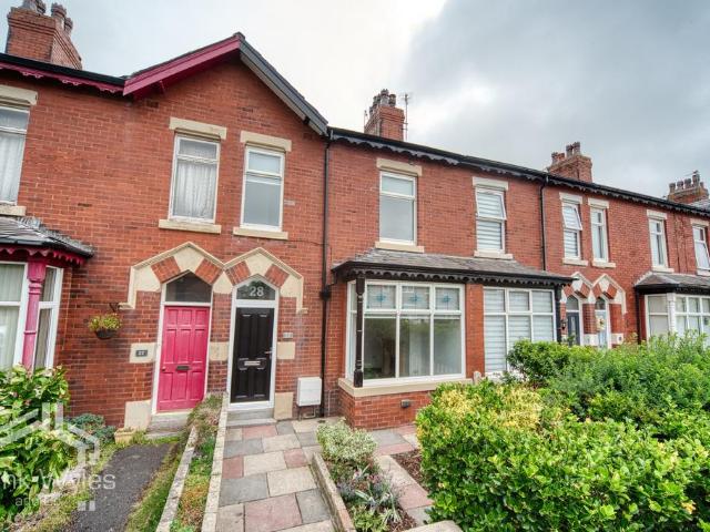 4 bedroom terraced house to rent
