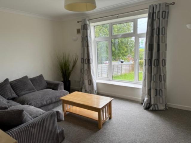 4 bedroom terraced house to rent
