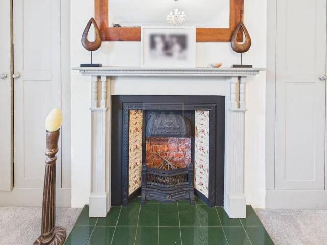 4 bedroom terraced house to rent