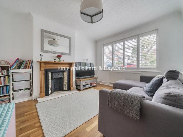 4 bedroom terraced house to rent