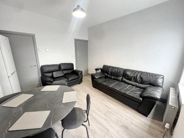 4 bedroom terraced house to rent