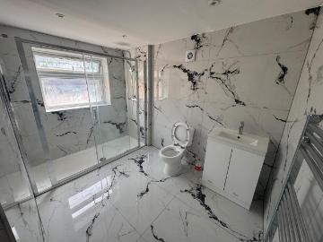 4 bedroom terraced house to rent