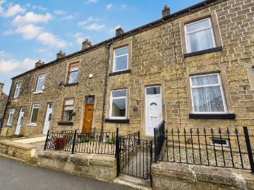 4 bedroom terraced house to rent