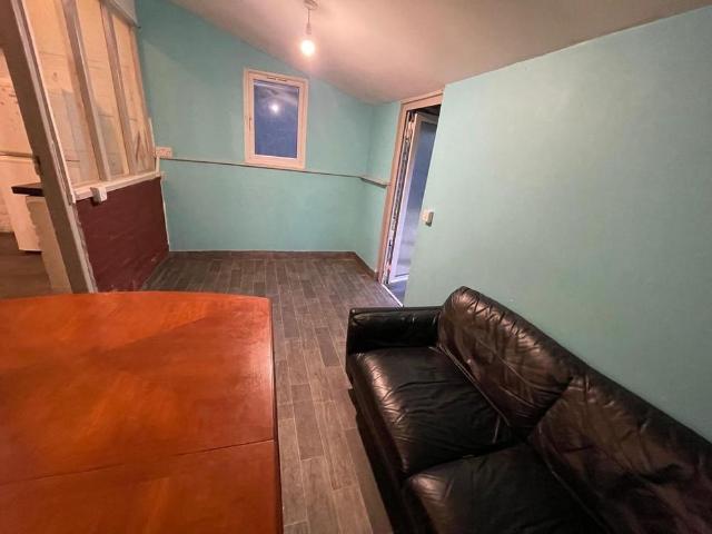 4 bedroom terraced house to rent