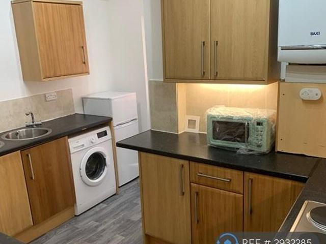 4 bedroom terraced house to rent