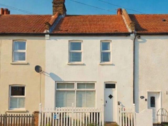 4 bedroom terraced house to rent