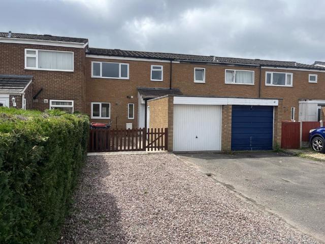 4 bedroom terraced house to rent