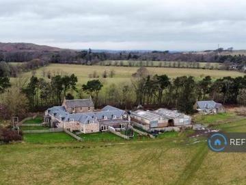 4 bedroom terraced house to rent
