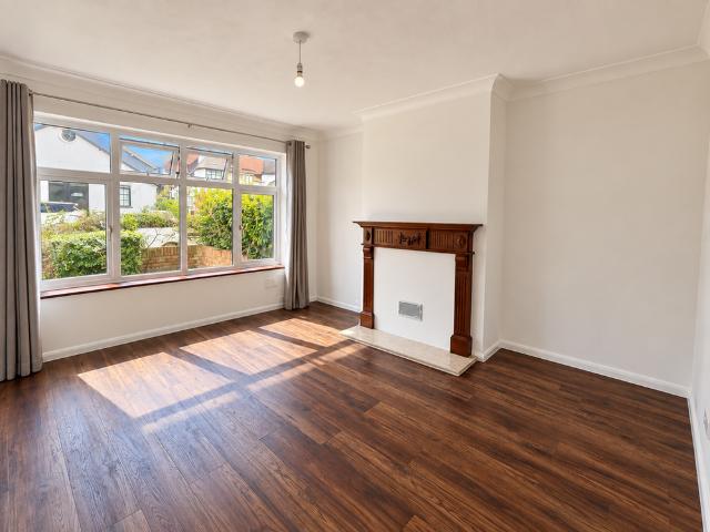 4 bedroom terraced house to rent