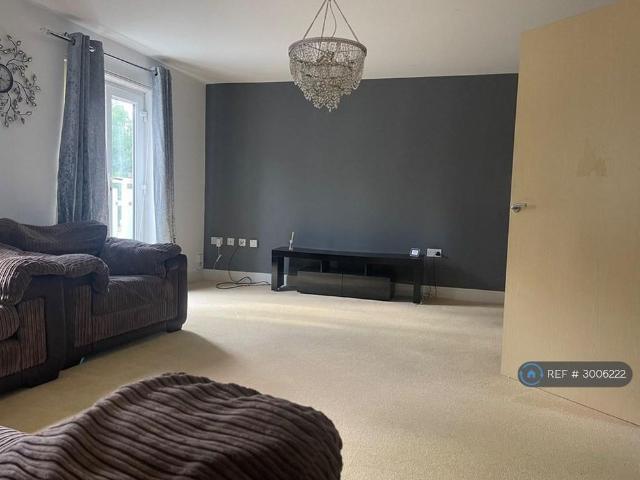 4 bedroom terraced house to rent