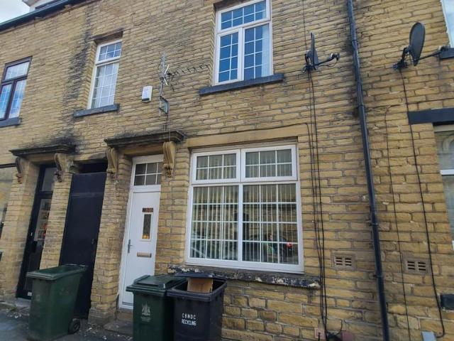4 bedroom terraced house to rent
