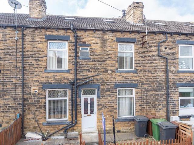 4 bedroom terraced house to rent