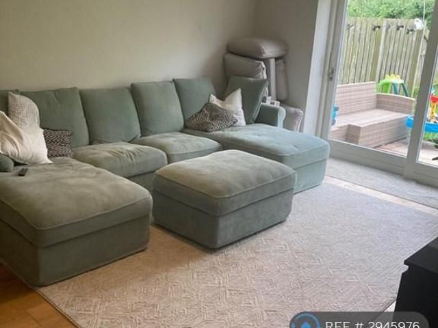 4 bedroom terraced house to rent