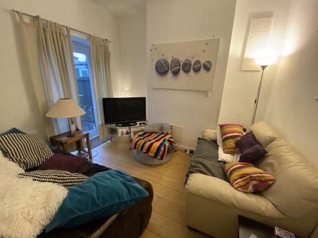 4 bedroom terraced house to rent