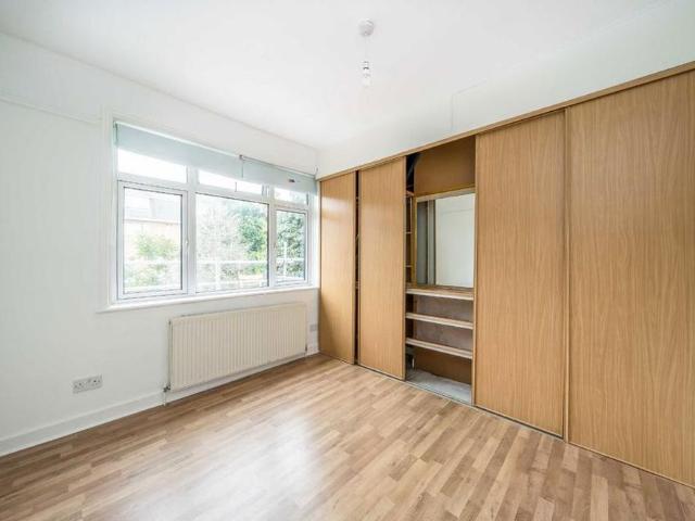 4 bedroom terraced house to rent