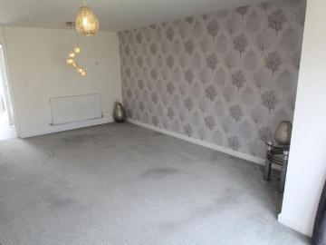 4 bedroom terraced house to rent