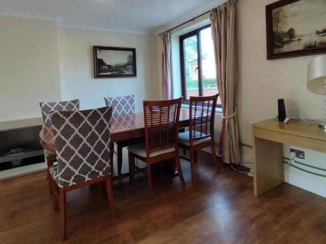 4 bedroom terraced house to rent