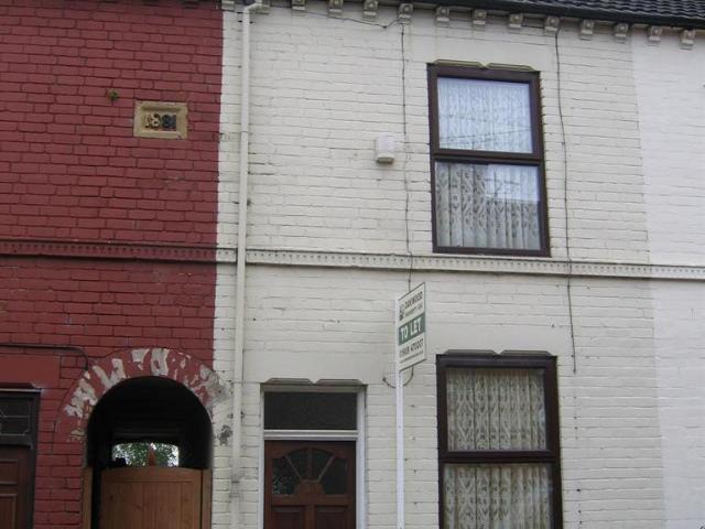 4 bedroom terraced house to rent