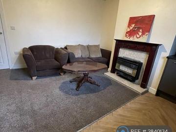 4 bedroom terraced house to rent