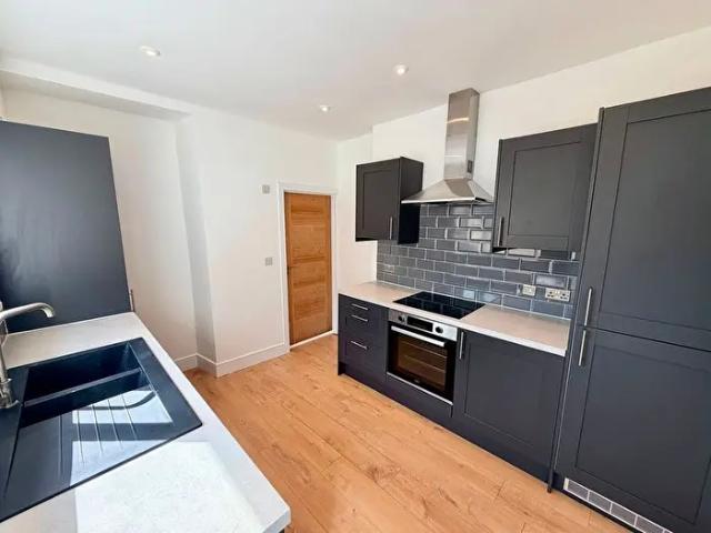 4 Bedroom Terraced House To Rent In Bailey Street, Mountain Ash, CF45