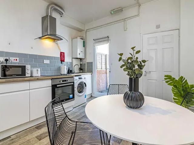 4 Bedroom Terraced House To Rent In Bridlington Street, Radford, NG7