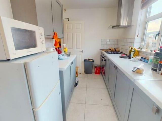 4 Bedroom Terraced House To Rent In Flat, Alfreton Road, NG7