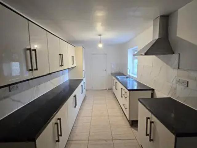 4 Bedroom Terraced House To Rent In Greswolde Road, Birmingham, West Midlands, B11