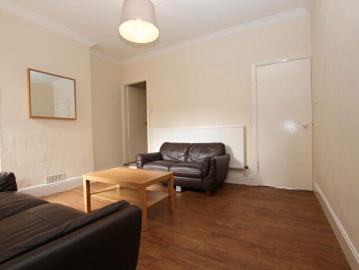 4 Bedroom Terraced House To Rent In Harrow Road, LE3