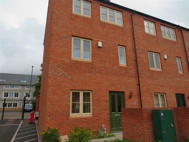 4 Bedroom Terraced House To Rent In Kilby Mews, Charterhouse, Coventry, CV1