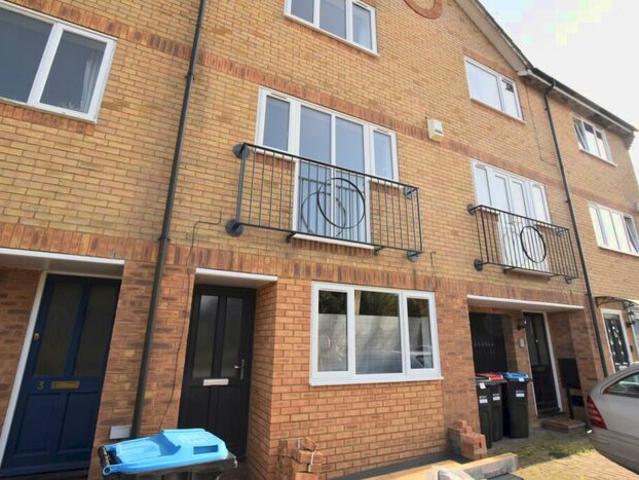 4 Bedroom Terraced House To Rent In Launde, Monkston, Milton Keynes, MK10