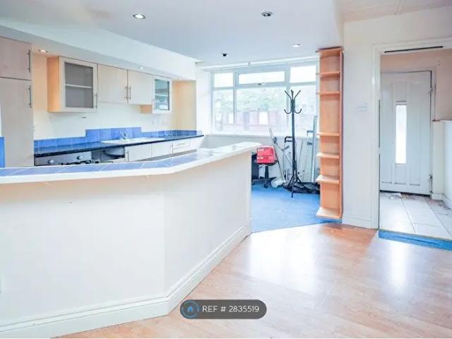 4 Bedroom Terraced House To Rent In Morgan Street, Tredegar, NP22