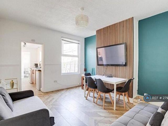 4 Bedroom Terraced House To Rent In Nottingham, Nottingham, NG7