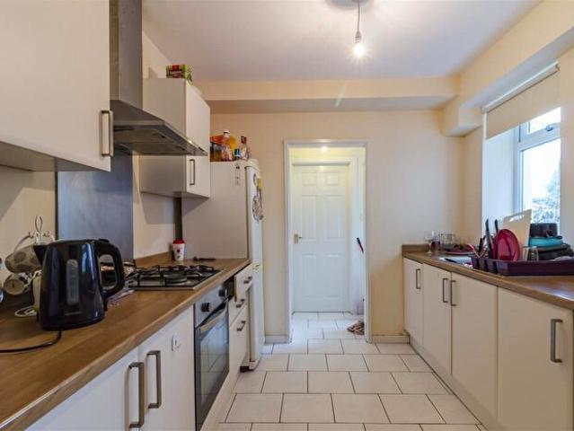 4 Bedroom Terraced House To Rent In Queen Street, Treforest, CF37