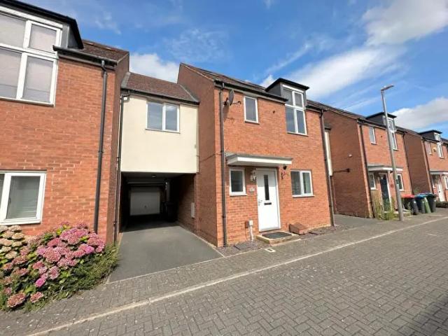 4 Bedroom Terraced House To Rent In Swithland, Broughton, MK10