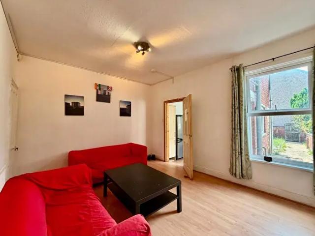 4 Bedroom Terraced House To Rent In St. Georges Road, Coventry, CV1