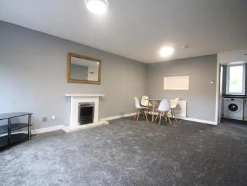 4 Bedroom Terraced House To Rent In St. Michaels Road, Coventry, CV2