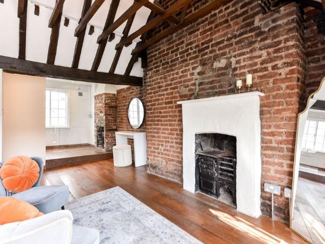 4 Bedroom Terraced, Townhouse, D’arblay Street, Soho, W1F
