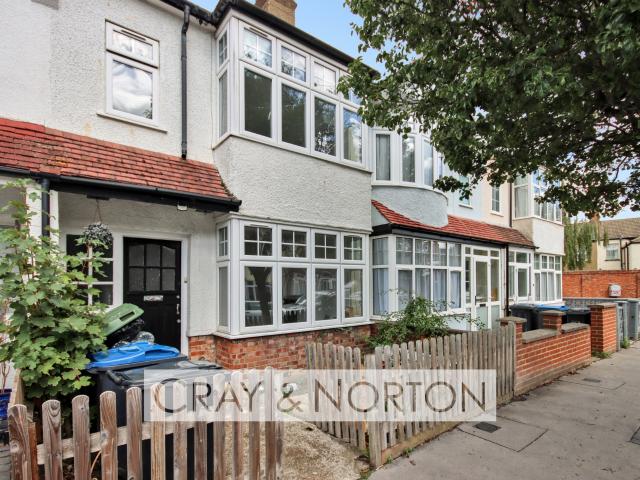 4 Bedroom Terraced to rent