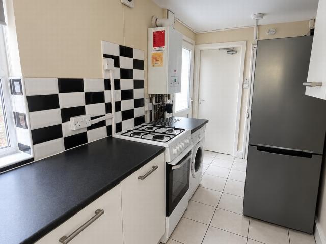 4 Bedroom Terraced To Rentin Arboretum £105 pw