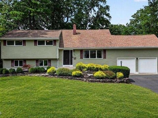 4 bedroom, Tinton Falls NJ 07724 104605406